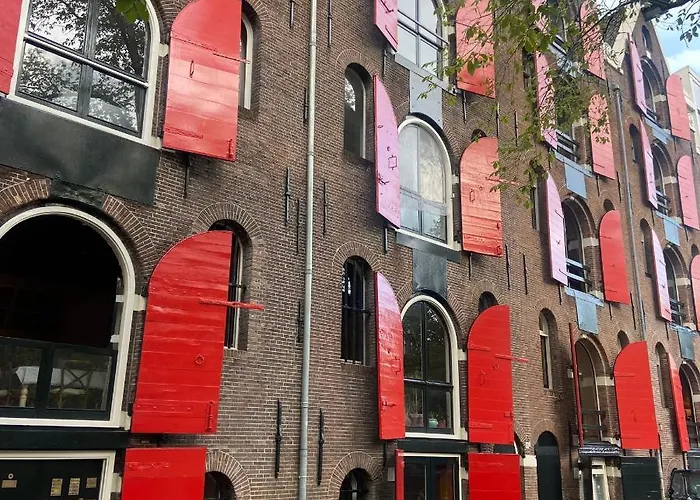 Houseboat Bonnie Vendégház