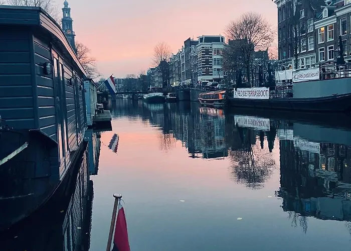Houseboat Bonnie Amszterdam