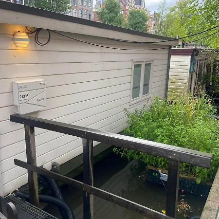 Гостевой дом Houseboat Bonnie